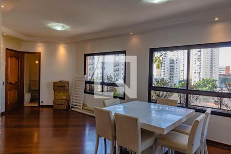 Apartamento à venda com 143m², 3 quartos e 3 vagas Apartamento à venda com 143m², 3 quartos e 3 vagasSala