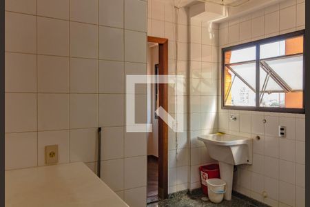 Apartamento à venda com 143m², 3 quartos e 3 vagas Apartamento à venda com 143m², 3 quartos e 3 vagasÁrea de Serviço