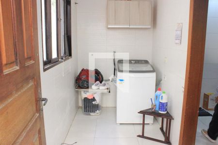 Casa à venda com 140m², 4 quartos e 3 vagasLavanderia