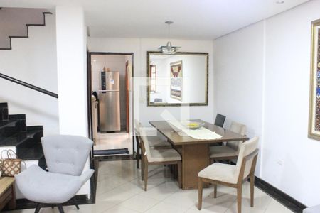 Sala de casa à venda com 4 quartos, 140m² em Jardim Santa Clara, Guarulhos