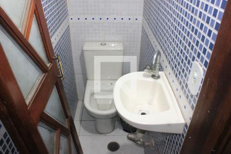 Lavabo de casa à venda com 4 quartos, 140m² em Jardim Santa Clara, Guarulhos