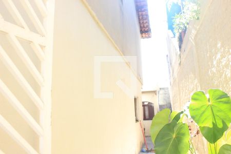 Casa à venda com 140m², 4 quartos e 3 vagasCorredor lateral