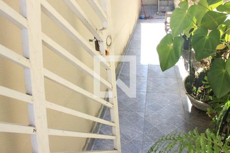 Casa à venda com 140m², 4 quartos e 3 vagasCorredor lateral