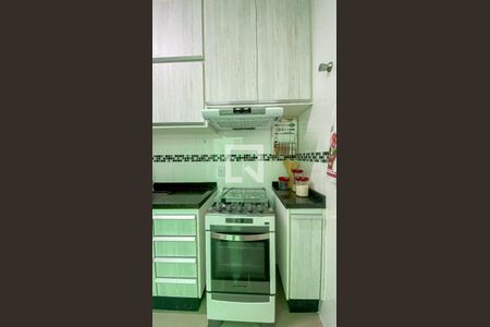 Apartamento à venda com 55m², 2 quartos e 1 vaga Apartamento à venda com 55m², 2 quartos e 1 vagaCozinha