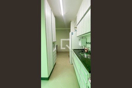 Apartamento à venda com 55m², 2 quartos e 1 vaga Apartamento à venda com 55m², 2 quartos e 1 vagaCozinha