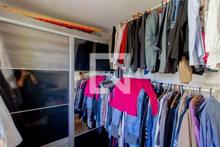 Quarto 1 de casa à venda com 5 quartos, 180m² em Parque Cisper, São Paulo