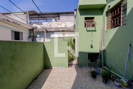 Quintal de casa à venda com 5 quartos, 180m² em Parque Cisper, São Paulo