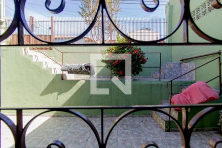 Vista Quarto 2 de casa à venda com 5 quartos, 180m² em Parque Cisper, São Paulo