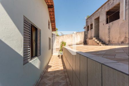 Casa à venda com 181m², 3 quartos e 4 vagasQuintal