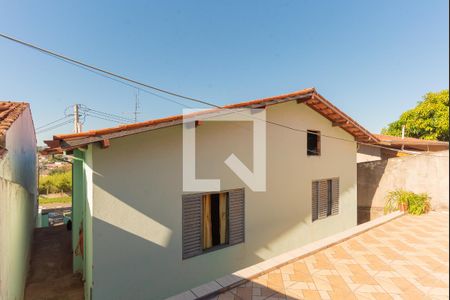 Casa à venda com 181m², 3 quartos e 4 vagasQuintal