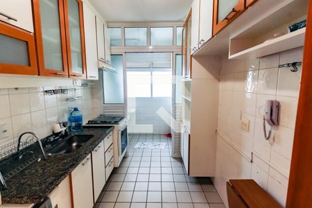 Apartamento à venda com 78m², 3 quartos e 2 vagasCozinha - Armários