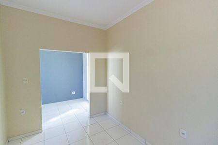Sala de apartamento para alugar com 3 quartos, 80m² em Cordovil, Rio de Janeiro