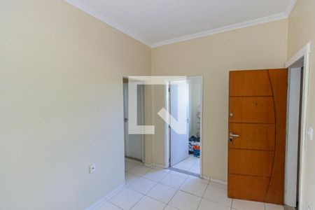 Sala de apartamento para alugar com 3 quartos, 80m² em Cordovil, Rio de Janeiro