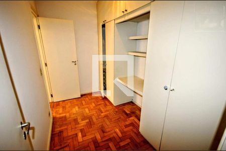 Apartamento à venda com 2 quartos, 65m² em Cambuí, Campinas