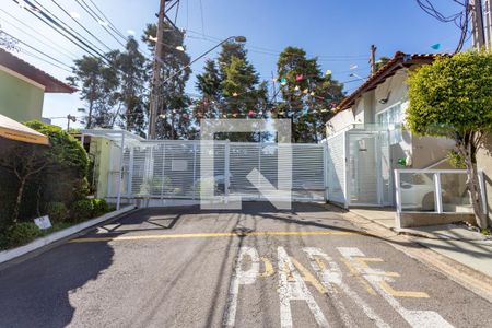 Casa de condomínio à venda com 192m², 3 quartos e 4 vagasFachada do Condomínio