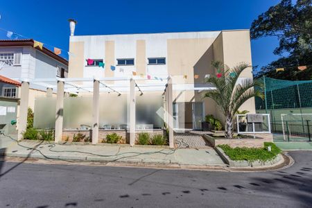 Casa de condomínio à venda com 192m², 3 quartos e 4 vagasFachada