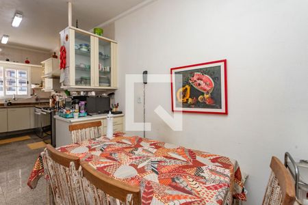 Casa de condomínio à venda com 192m², 3 quartos e 4 vagasSala de Jantar