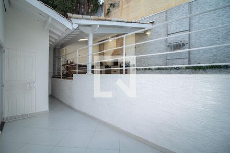 Casa para alugar com 380m², 5 quartos e 5 vagasCorredor