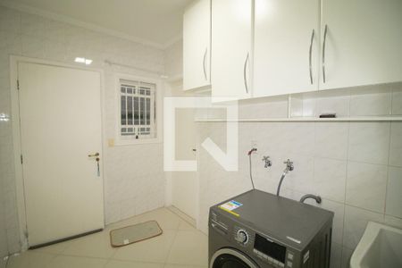 Casa para alugar com 380m², 5 quartos e 5 vagasÁrea de Serviço