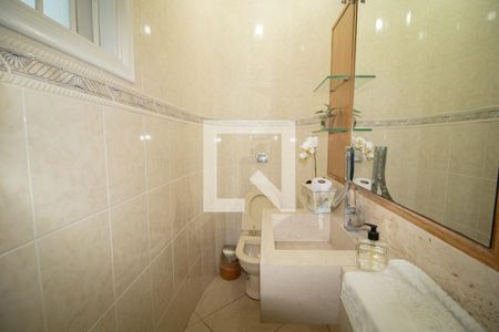 Casa para alugar com 380m², 5 quartos e 5 vagasLavabo