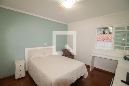 Casa para alugar com 380m², 5 quartos e 5 vagasQuarto 4