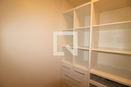 Casa para alugar com 380m², 5 quartos e 5 vagasQuarto 5