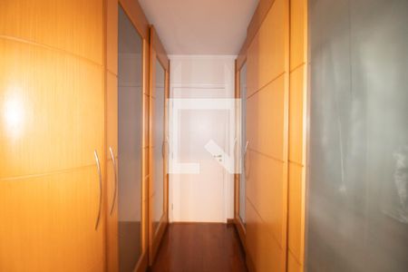 Casa para alugar com 380m², 5 quartos e 5 vagasArmário da Suite 3