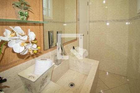 Casa para alugar com 380m², 5 quartos e 5 vagasLavabo