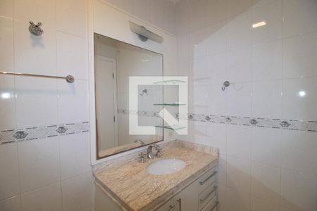 Casa para alugar com 380m², 5 quartos e 5 vagasBanheiro do Quarto 5