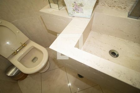 Casa para alugar com 380m², 5 quartos e 5 vagasLavabo