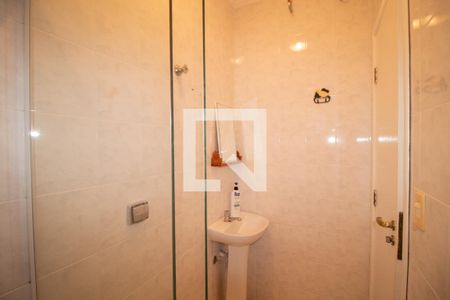 Casa para alugar com 380m², 5 quartos e 5 vagasBanheiro da Área de Serviço