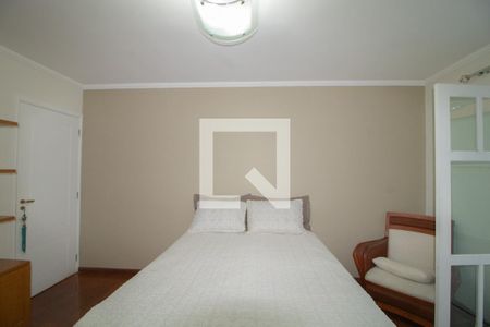 Casa para alugar com 380m², 5 quartos e 5 vagasSuíte 1