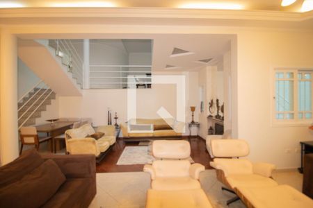 Sala de casa para alugar com 5 quartos, 380m² em Vila Albertina, São Paulo