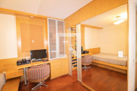 Casa para alugar com 380m², 5 quartos e 5 vagasSuite 2