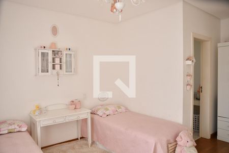 Casa de condomínio para alugar com 370m², 4 quartos e 6 vagasSuíte 2