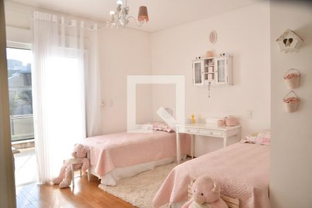 Casa de condomínio para alugar com 370m², 4 quartos e 6 vagasSuíte 2