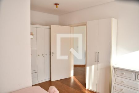 Casa de condomínio para alugar com 370m², 4 quartos e 6 vagasSuíte 2