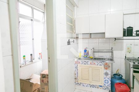 Apartamento à venda com 66m², 2 quartos e sem vagaCozinha e Área de Serviço