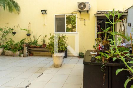 Apartamento à venda com 187m², 3 quartos e 2 vagasGarden - Área privativa