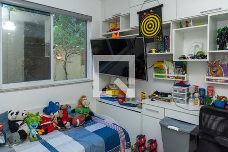 Apartamento à venda com 187m², 3 quartos e 2 vagasQuarto 2 - Armários