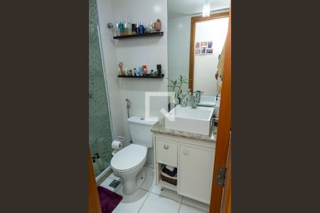 Apartamento à venda com 187m², 3 quartos e 2 vagasBanheiro Social