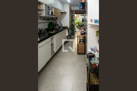 Apartamento à venda com 187m², 3 quartos e 2 vagasCozinha - Armários