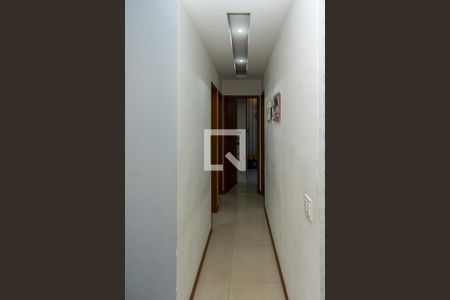 Apartamento à venda com 187m², 3 quartos e 2 vagasCorredor dos quartos