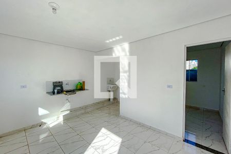 Sala/Cozinha de casa de condomínio à venda com 1 quarto, 28m² em Ipiranga, São Paulo