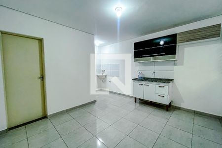 Sala/Cozinha de casa de condomínio à venda com 1 quarto, 28m² em Ipiranga, São Paulo