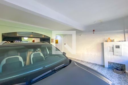 Casa à venda com 218m², 3 quartos e 2 vagasGaragem