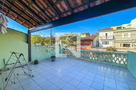 Casa à venda com 218m², 3 quartos e 2 vagasVaranda da Suíte