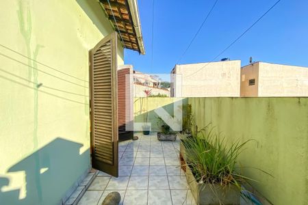 Casa à venda com 218m², 3 quartos e 2 vagasVaranda do Quarto 1