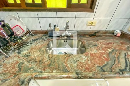 Casa à venda com 218m², 3 quartos e 2 vagasCozinha