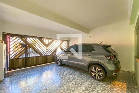Casa à venda com 218m², 3 quartos e 2 vagasGaragem